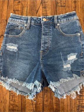 We The Free Women’s Distressed Denim Cutoff Shorts - Blue Size 26